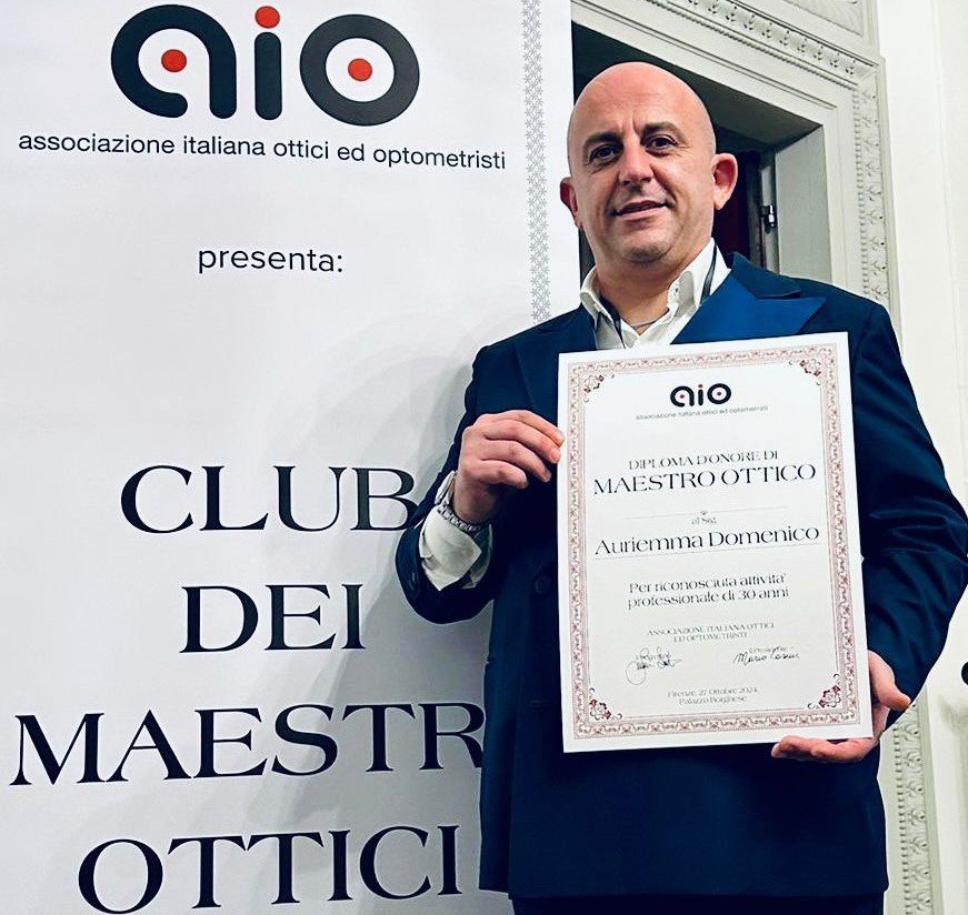 PREMIATO A FIRENZE DOMENICO AURIEMMA COME “MAESTRO OTTICO